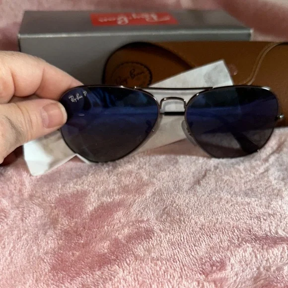 Ray-Ban Gunmetal Aviator Sunglasses - Picture 4 of 5